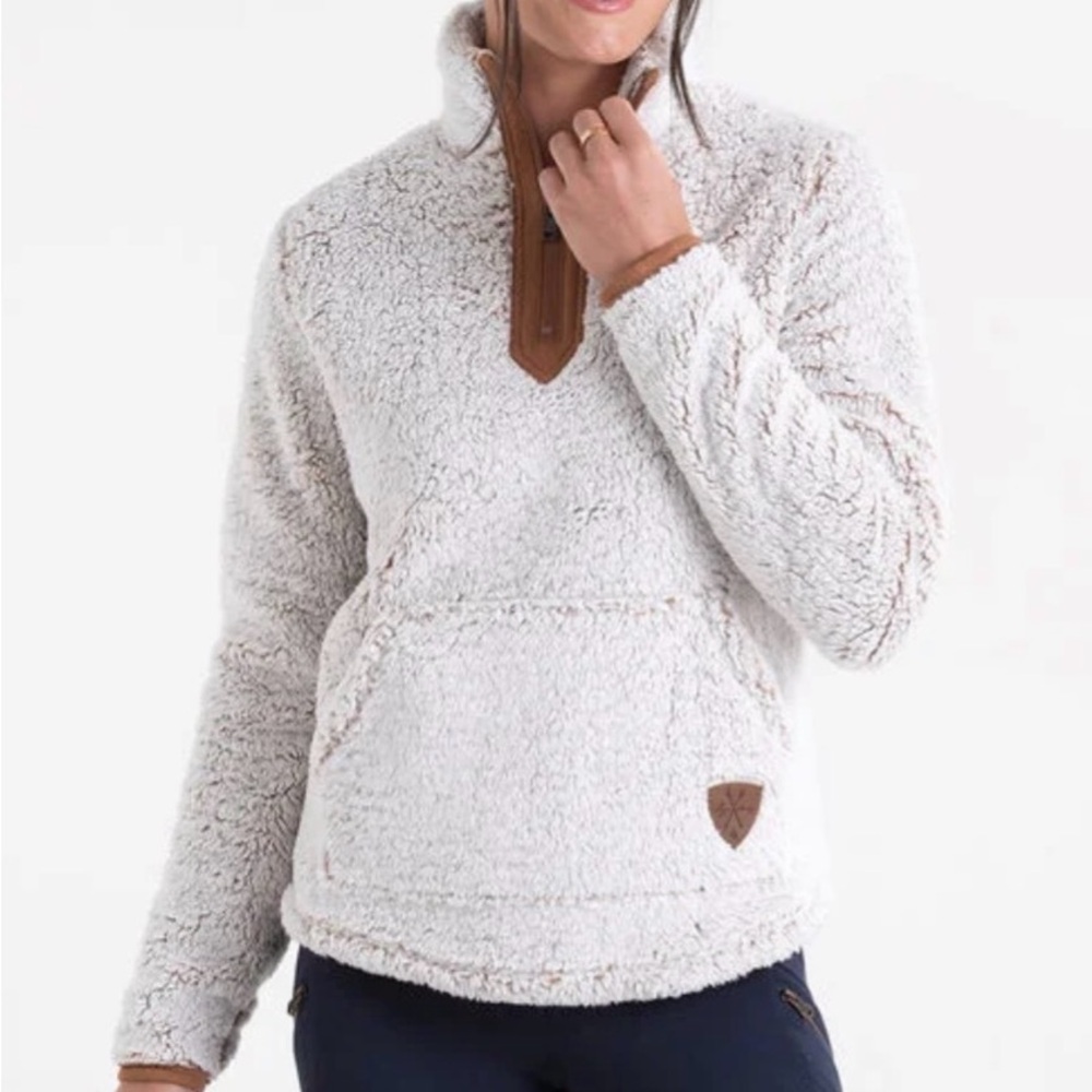 Legendary Whitetails Women's White Sherpa Pullover